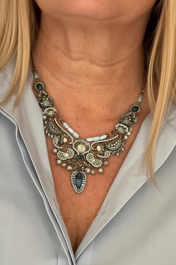 Changing Winds, Aella Necklace