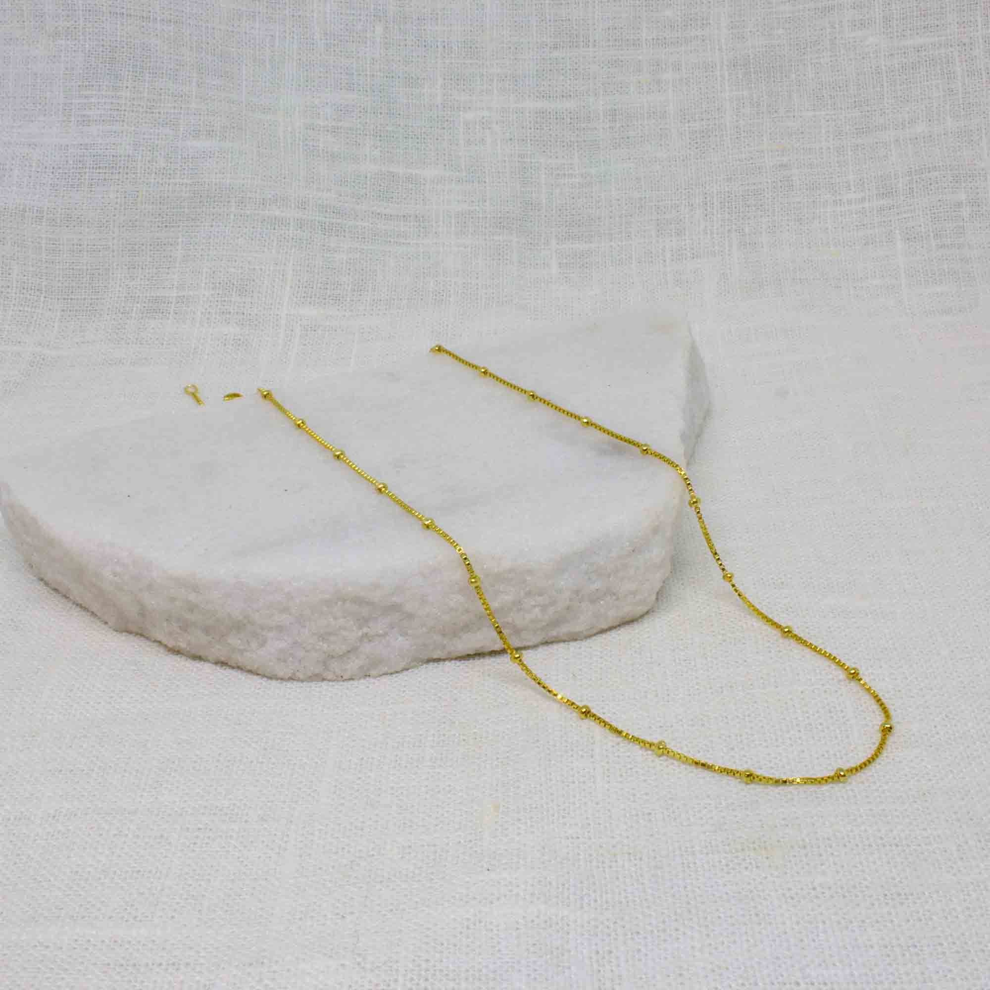 Studded box chain Necklace