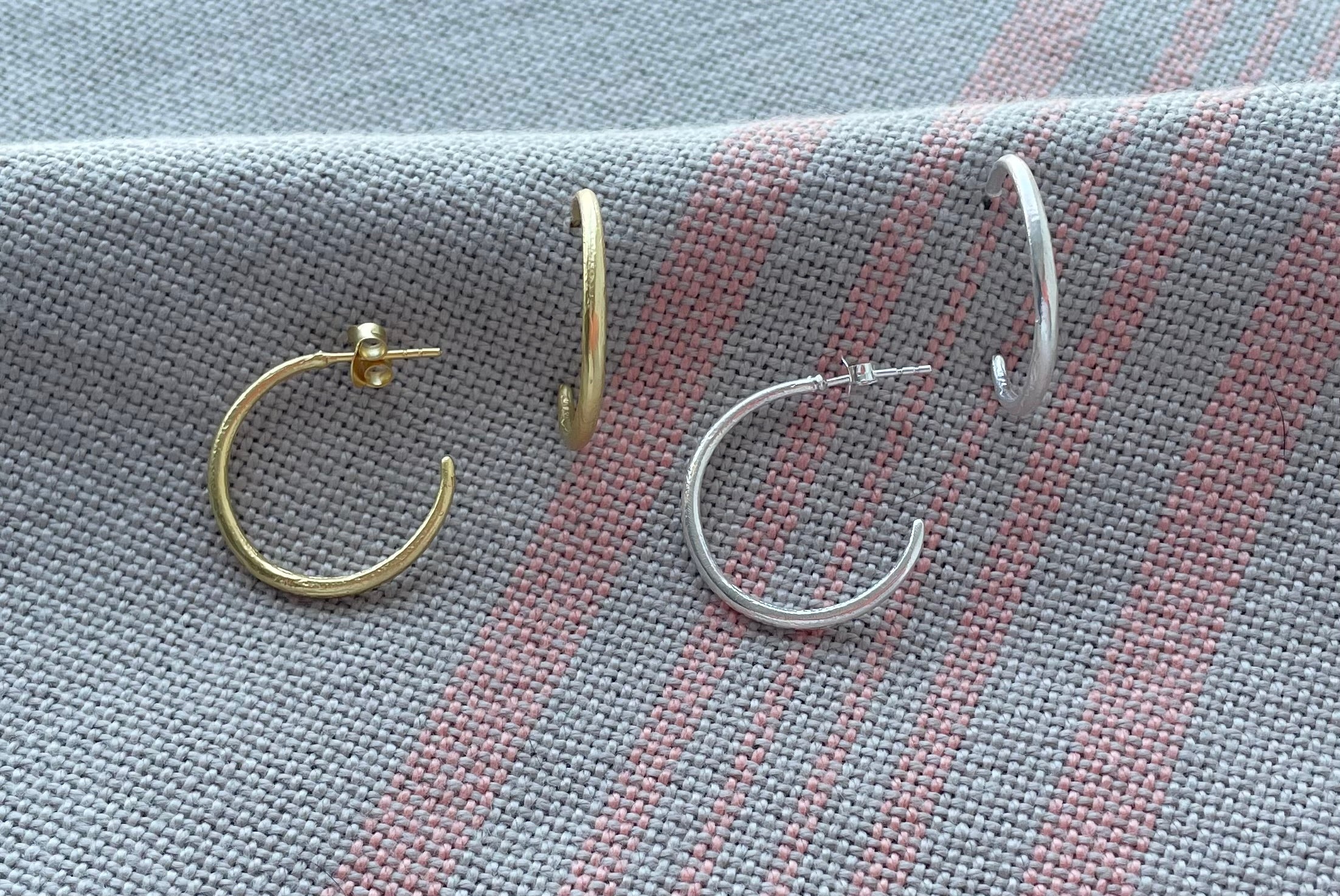 Small Brushed Tapered Hoop Earrings