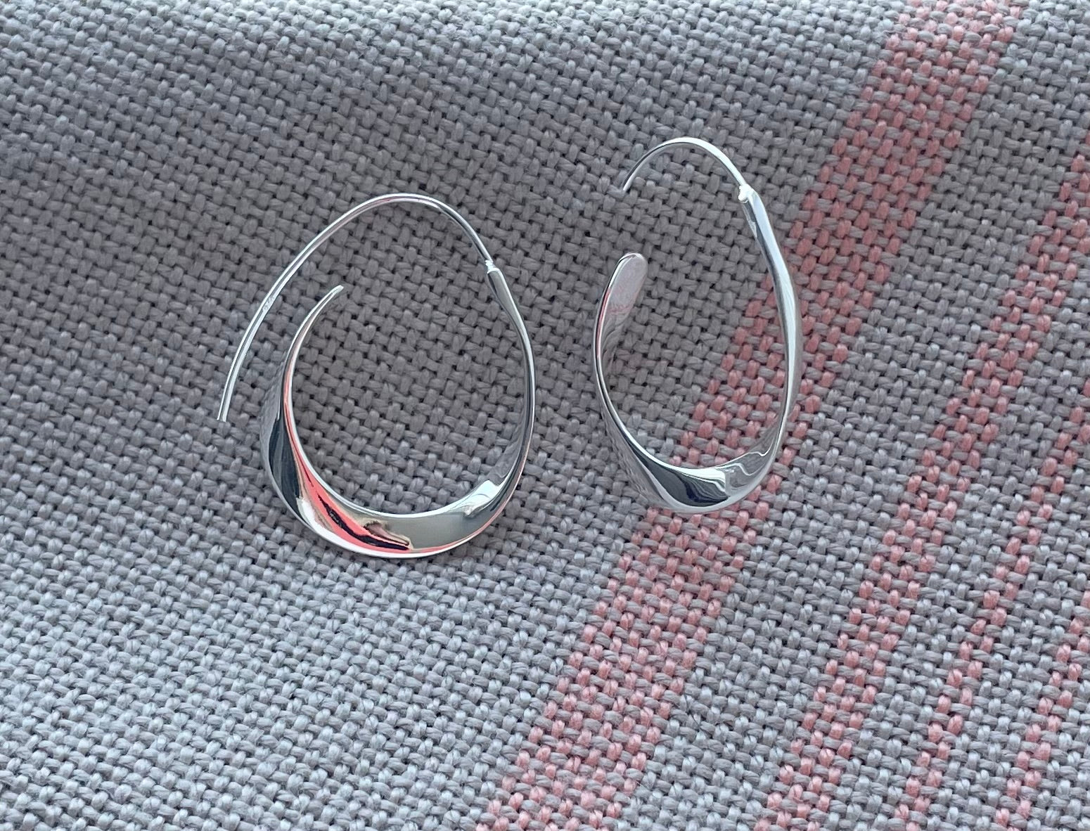 Tapered Hoop