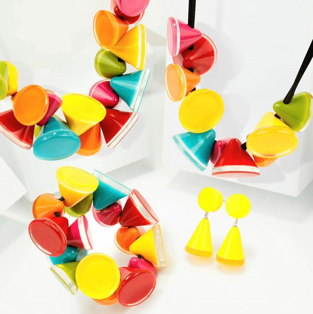 PRUE BY ZSISKA - SHORT HOOK EARRING - EARRING - JOY