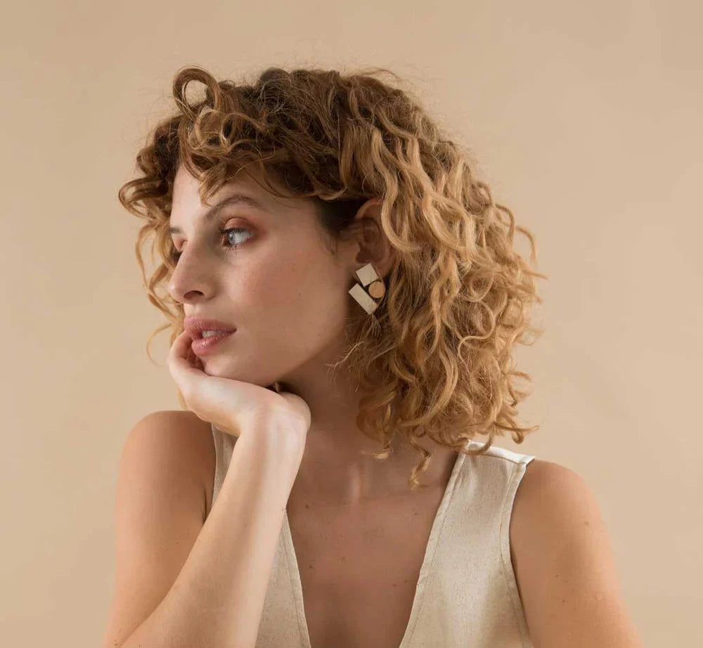 Iskin Sisters Bauhaus Earrings Small - IVORY & GOLD