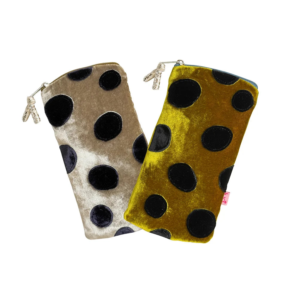 Spotted Glasses Pouch