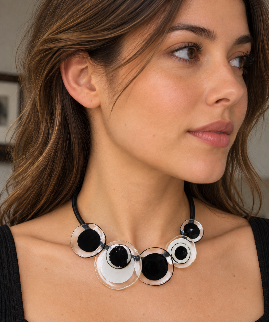 Prue By Zsiska - Magnetic Closure - 5 Bead Necklace - Flora Black & White