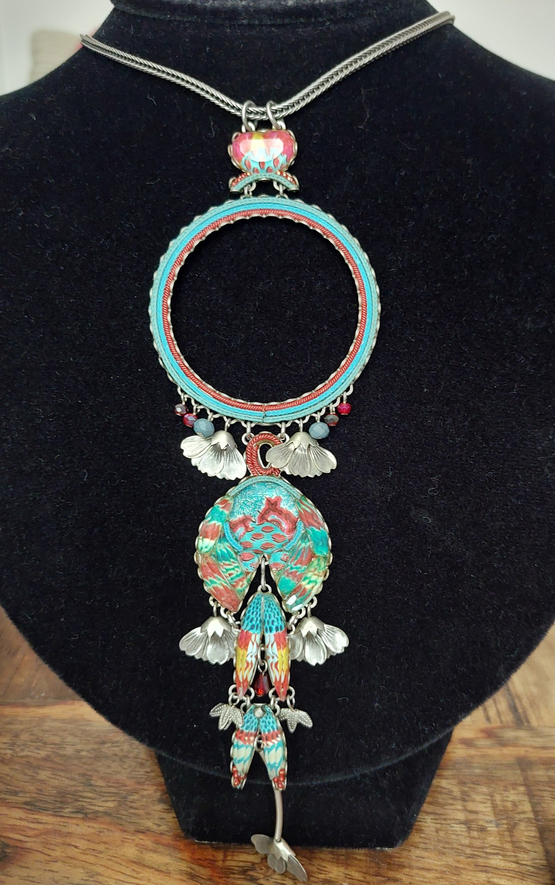 Blue Castle, Victoria Necklace